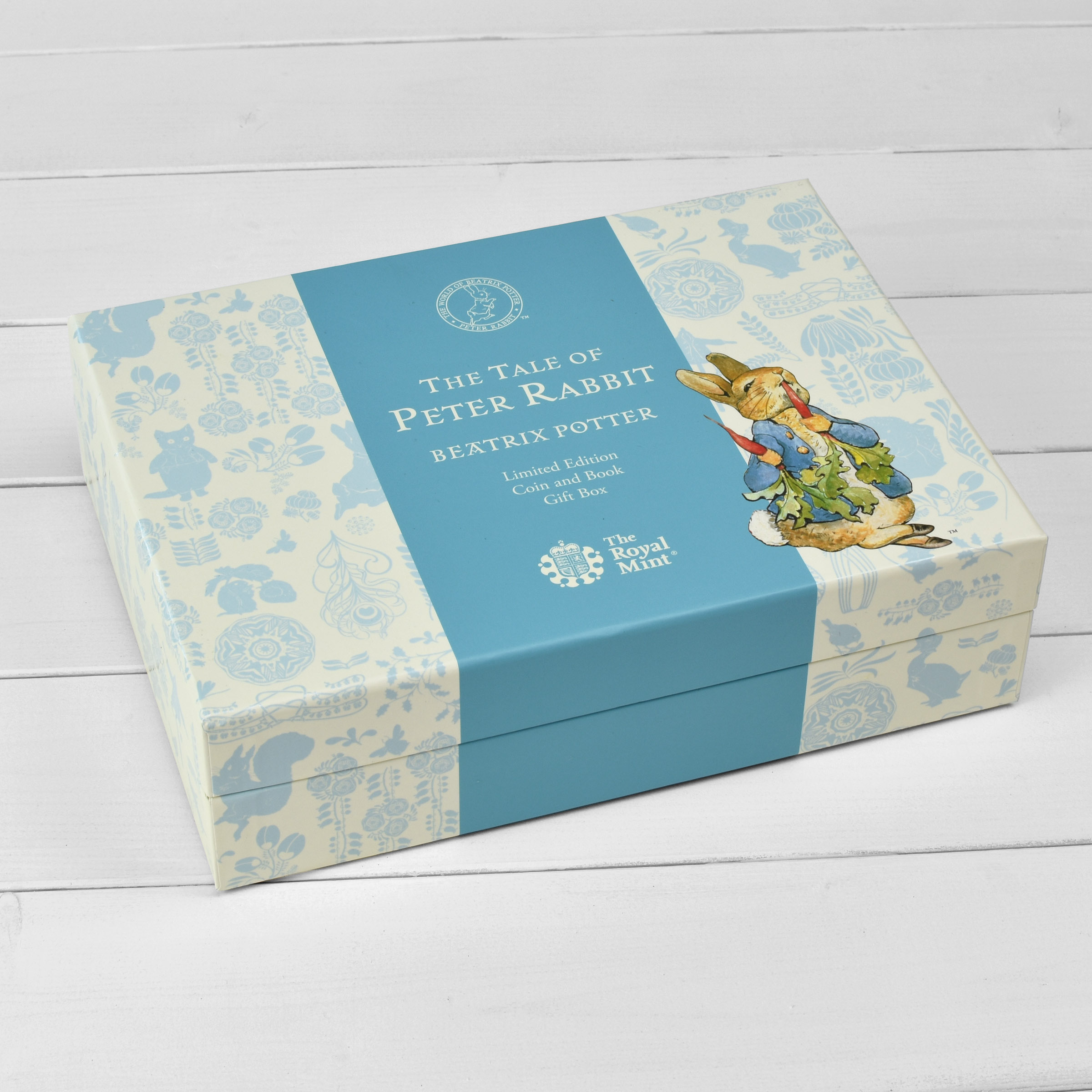 Peter Rabbit Royal Mint Silver Proof Coin & Book Set